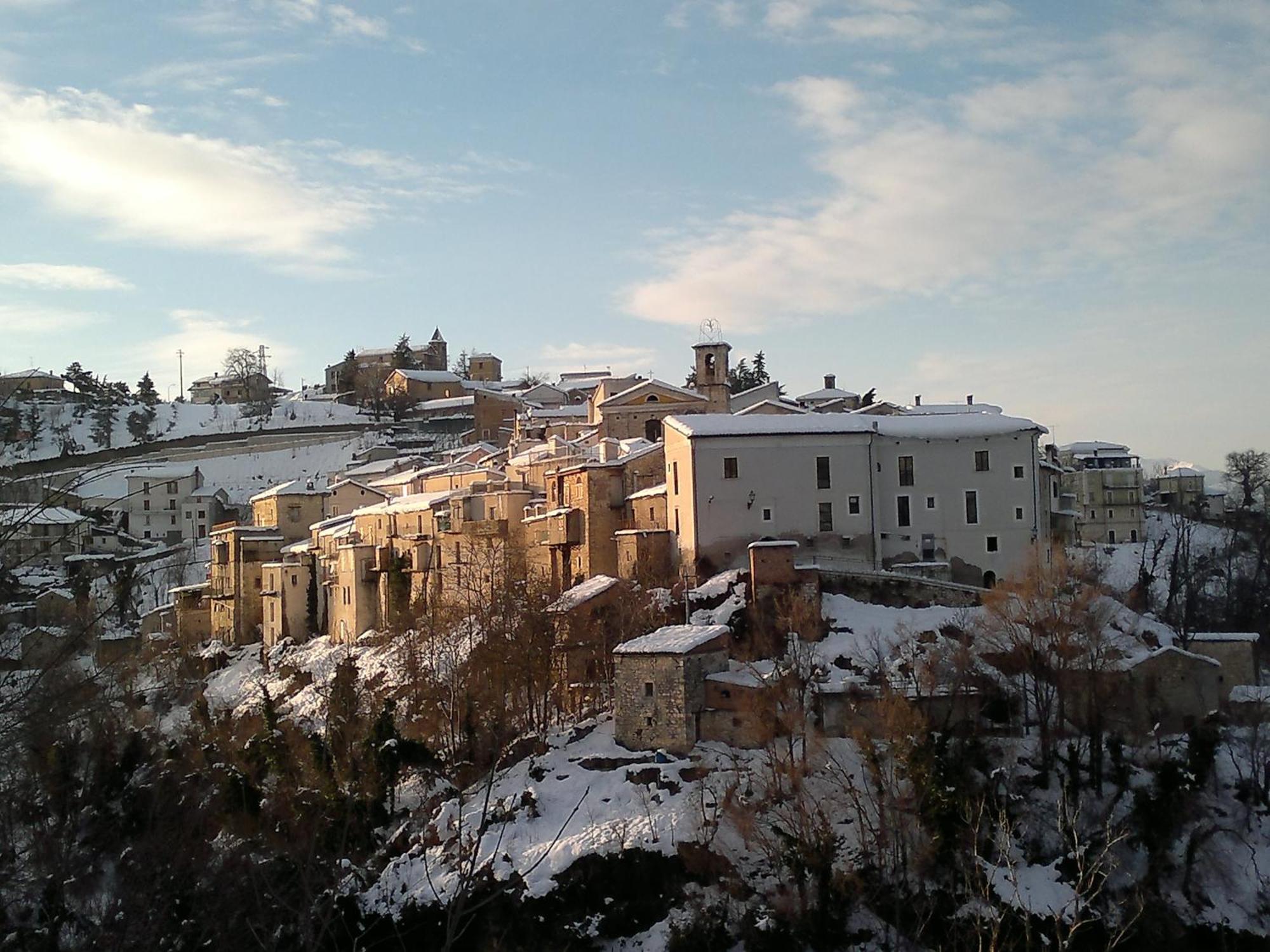 Country House Antiche Dimore Abbateggio Exterior photo
