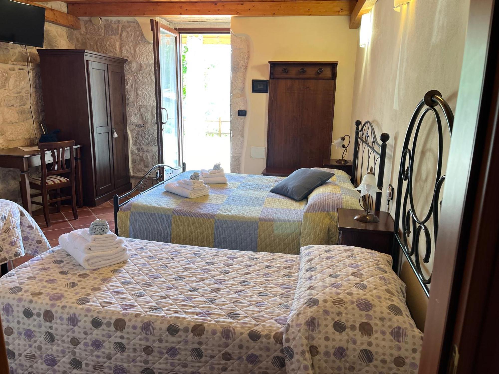 Country House Antiche Dimore Abbateggio Exterior photo